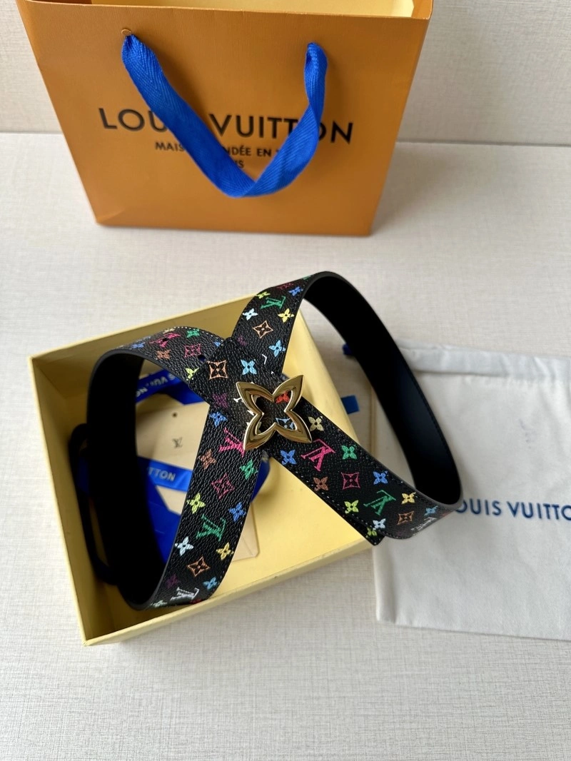 EyeCatching Louis Vuitton Belts 297761