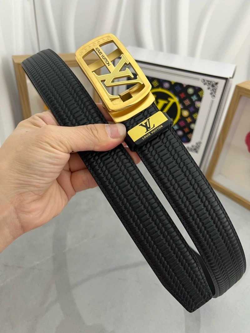 Functional Louis Vuitton Belts 297734