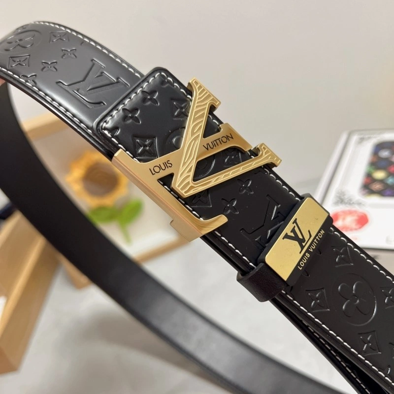 Modern Louis Vuitton Belts 297762