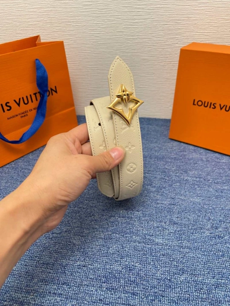 Lightweight Louis Vuitton Belts 297744