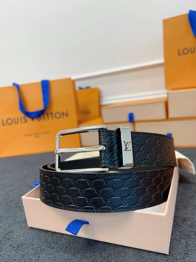 Louis Vuitton Belts Trendsetting 297746