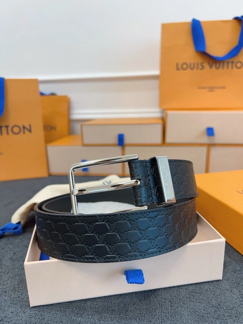 Louis Vuitton Belts Trendsetting 297746