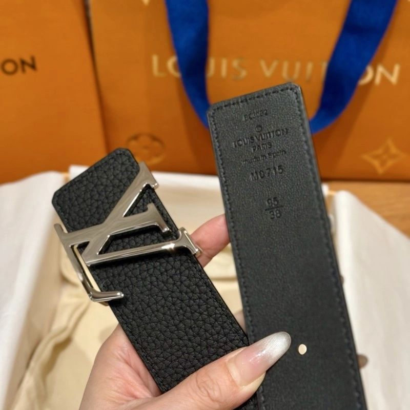 Cozy Louis Vuitton Belts 297730