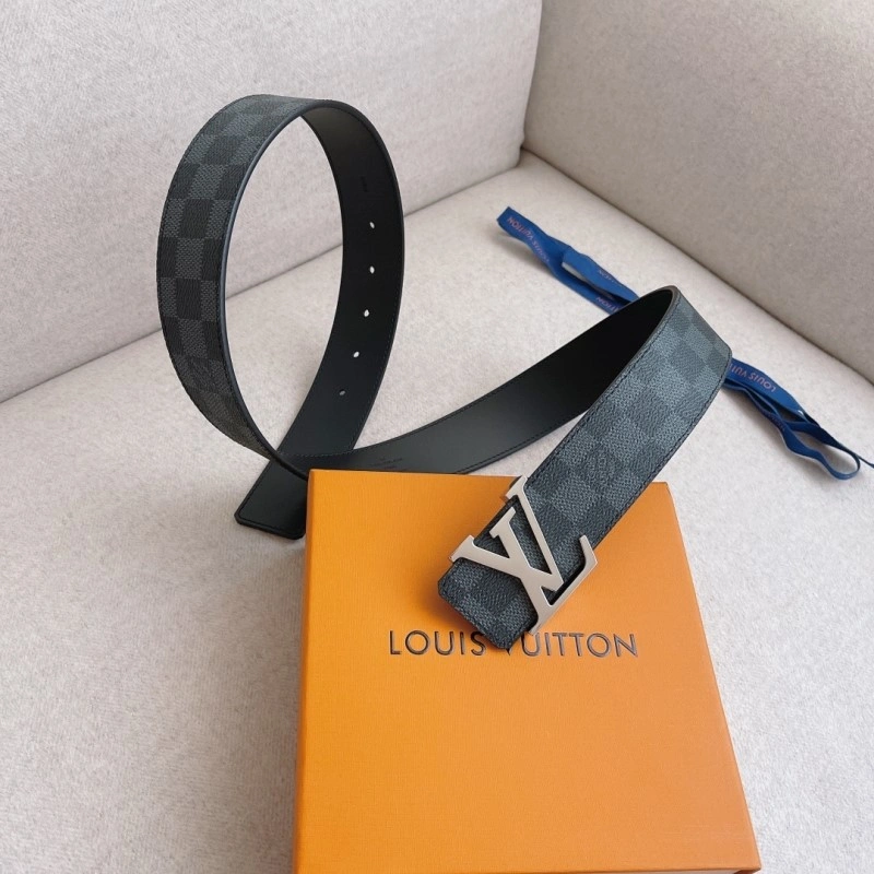 EyeCatching Louis Vuitton Belts 297692