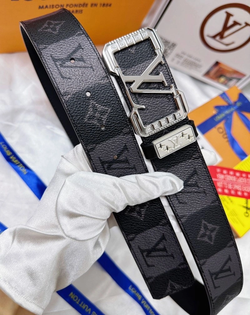 Louis Vuitton Belts Practical 297660