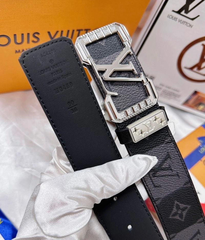 Louis Vuitton Belts Practical 297660