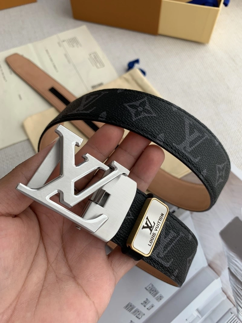 Functional Louis Vuitton Belts 297675