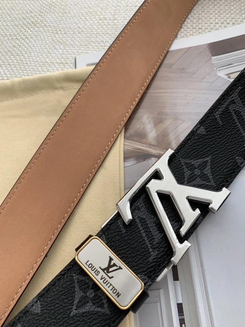 Functional Louis Vuitton Belts 297675