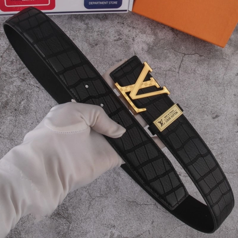 Versatile Louis Vuitton Belts 297674