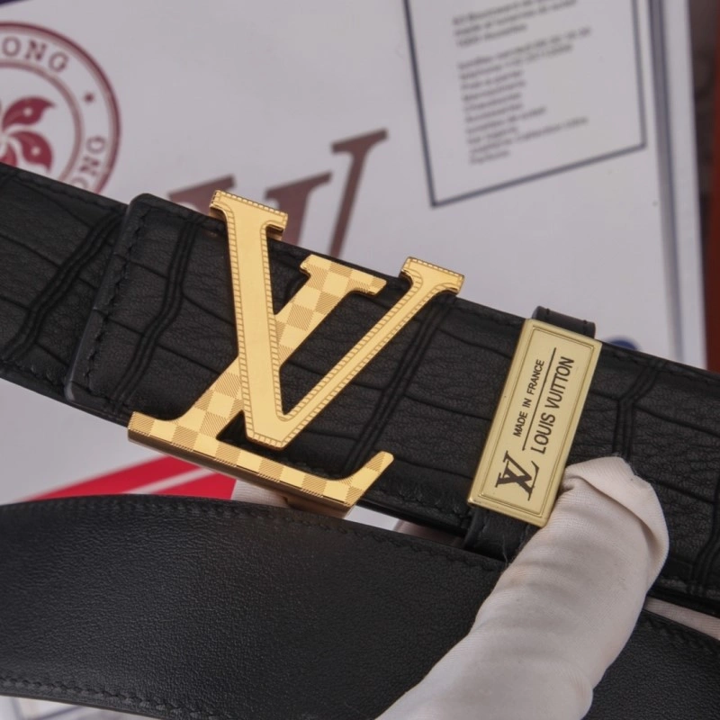 Versatile Louis Vuitton Belts 297674