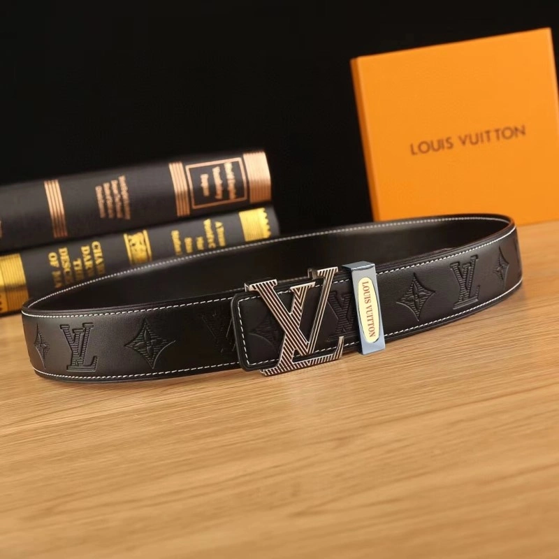 Functional Louis Vuitton Belts 297677