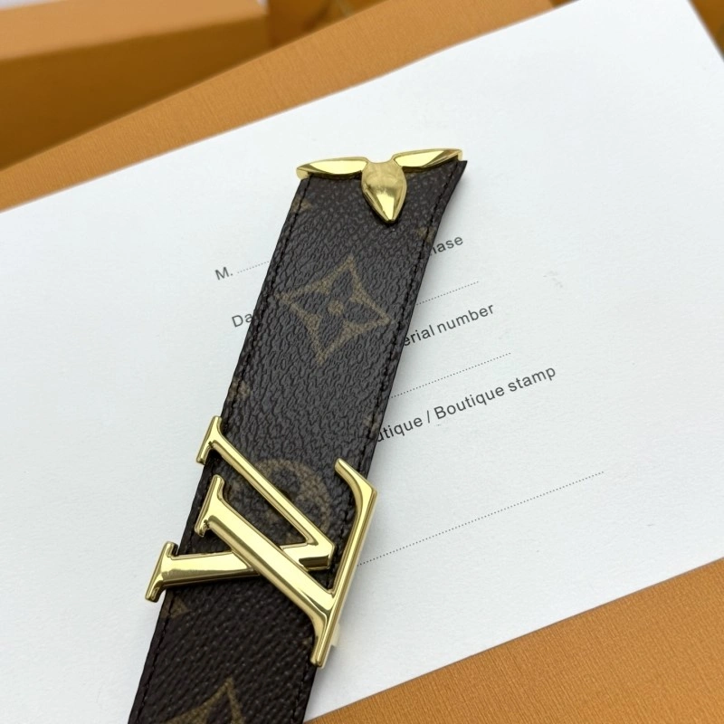 Effortless Louis Vuitton Belts 297616