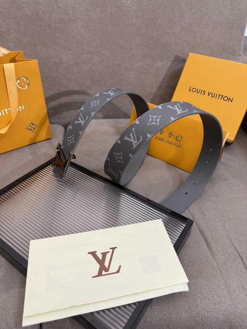 Louis Vuitton Belts Functional 297581