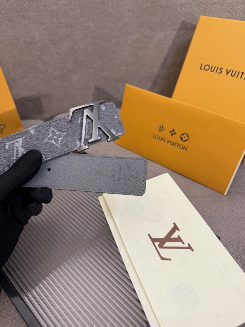 Louis Vuitton Belts Functional 297581