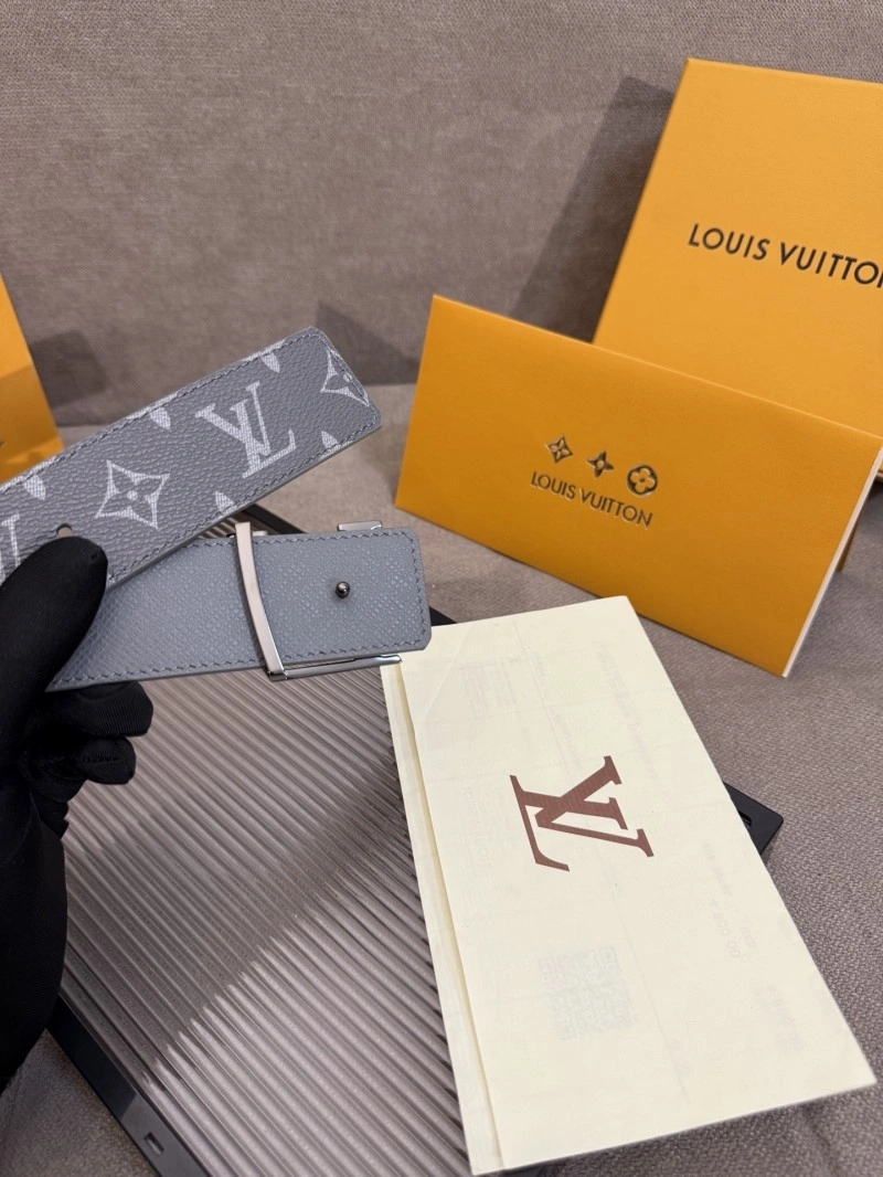 Louis Vuitton Belts Functional 297581