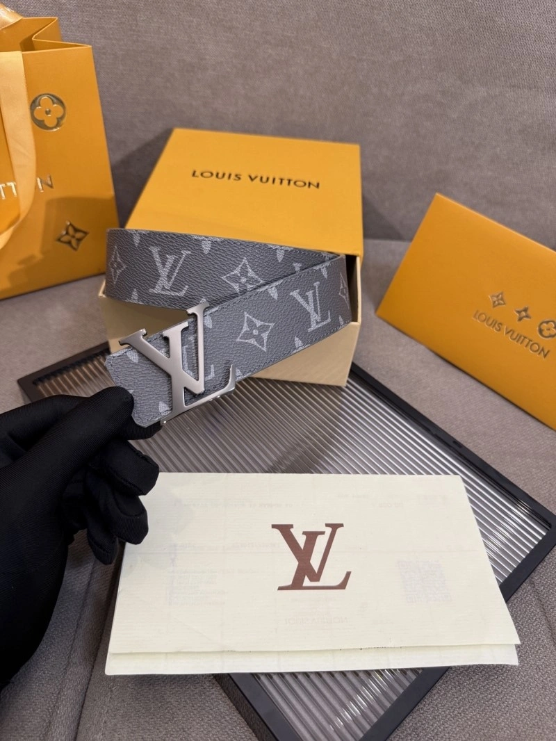 Louis Vuitton Belts Functional 297581