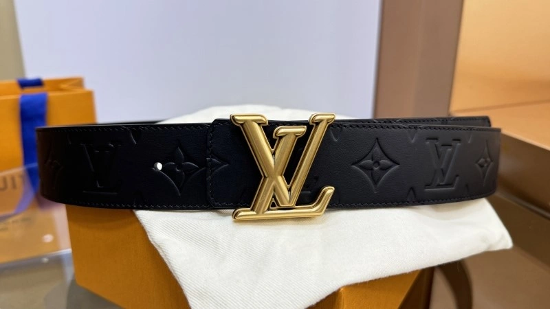 ZipUp Louis Vuitton Belts 297590