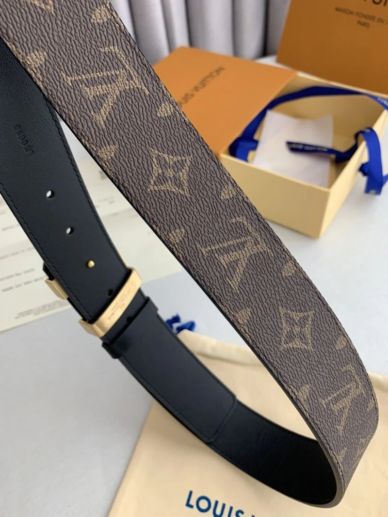 Louis Vuitton Belts Sporty 297562