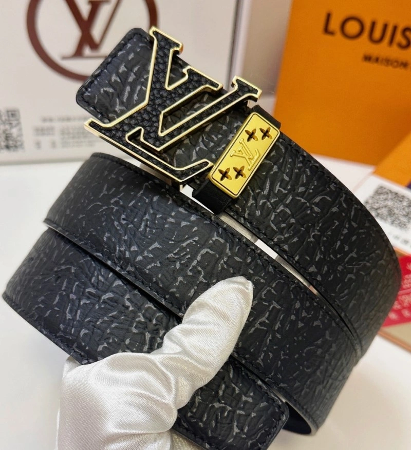 Packable Louis Vuitton Belts 297539