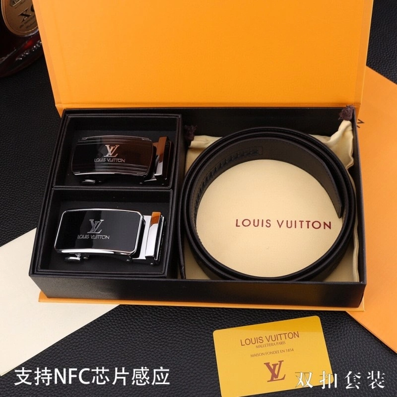 Louis Vuitton Belts UrbanChic 297476