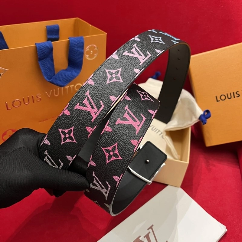 Modern Louis Vuitton Belts 297468
