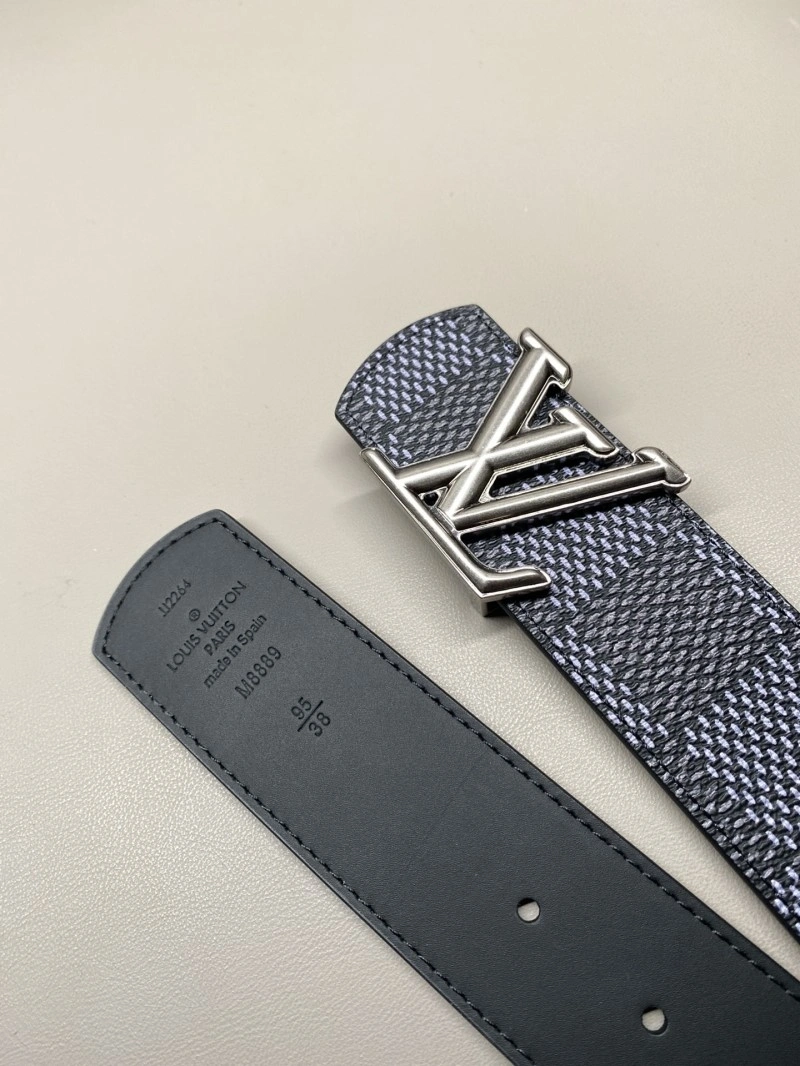 Resilient Louis Vuitton Belts 297425