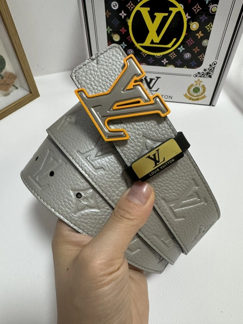 EyeCatching Louis Vuitton Belts 297401