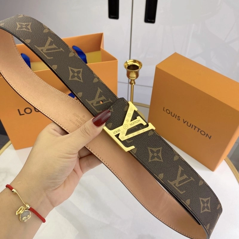 Unique Louis Vuitton Belts 297389