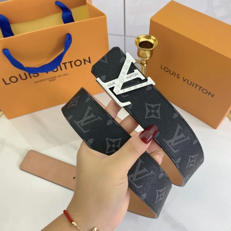 Louis Vuitton Belts Trendsetting 297380