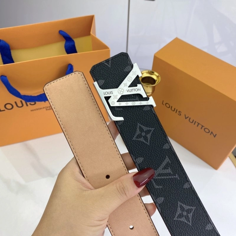 Louis Vuitton Belts Trendsetting 297380
