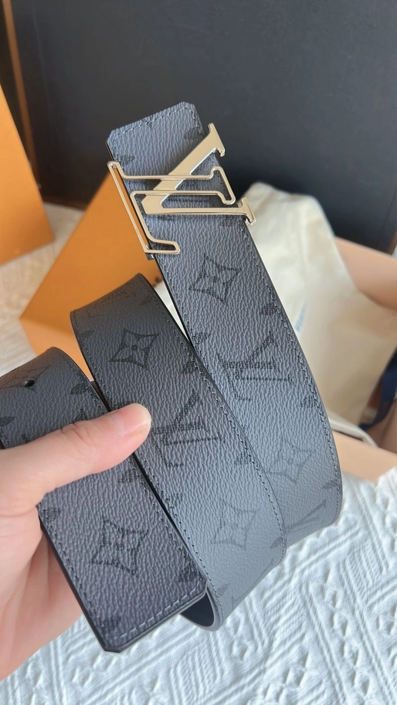 MultiPurpose Louis Vuitton Belts 302270