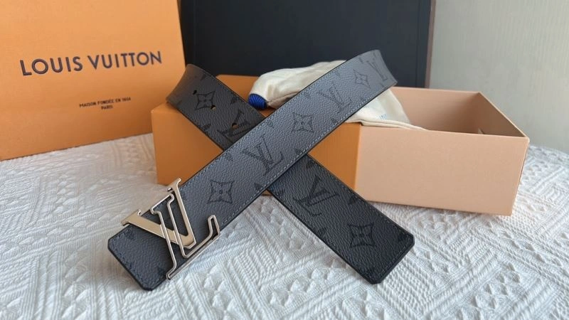 MultiPurpose Louis Vuitton Belts 302270