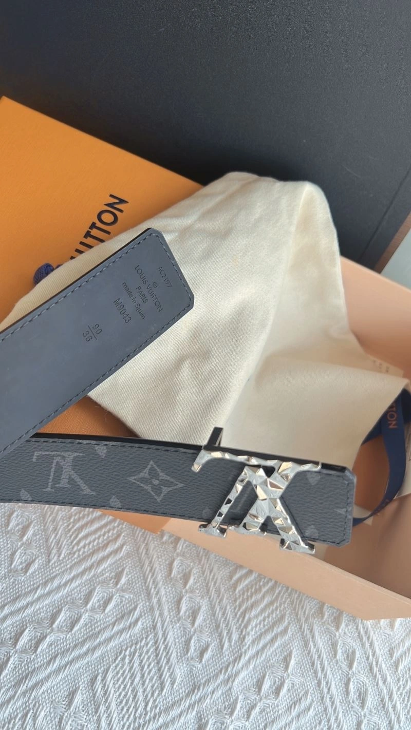 Bold Louis Vuitton Belts 302262