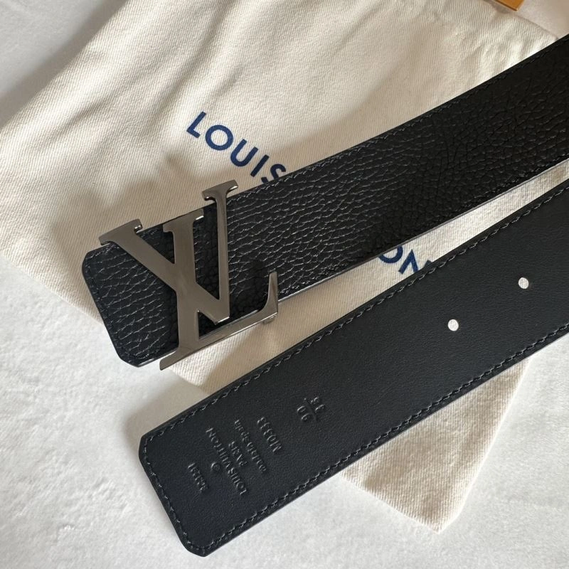 Sporty Louis Vuitton Belts 302218