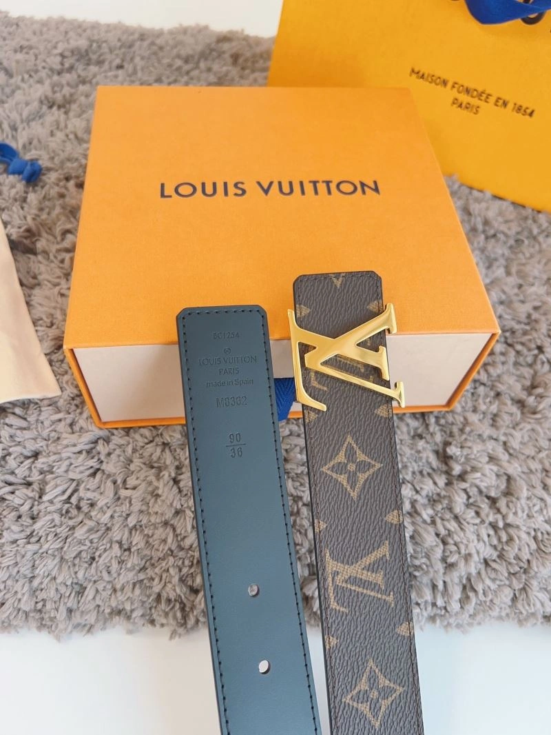 Snug Louis Vuitton Belts 302234