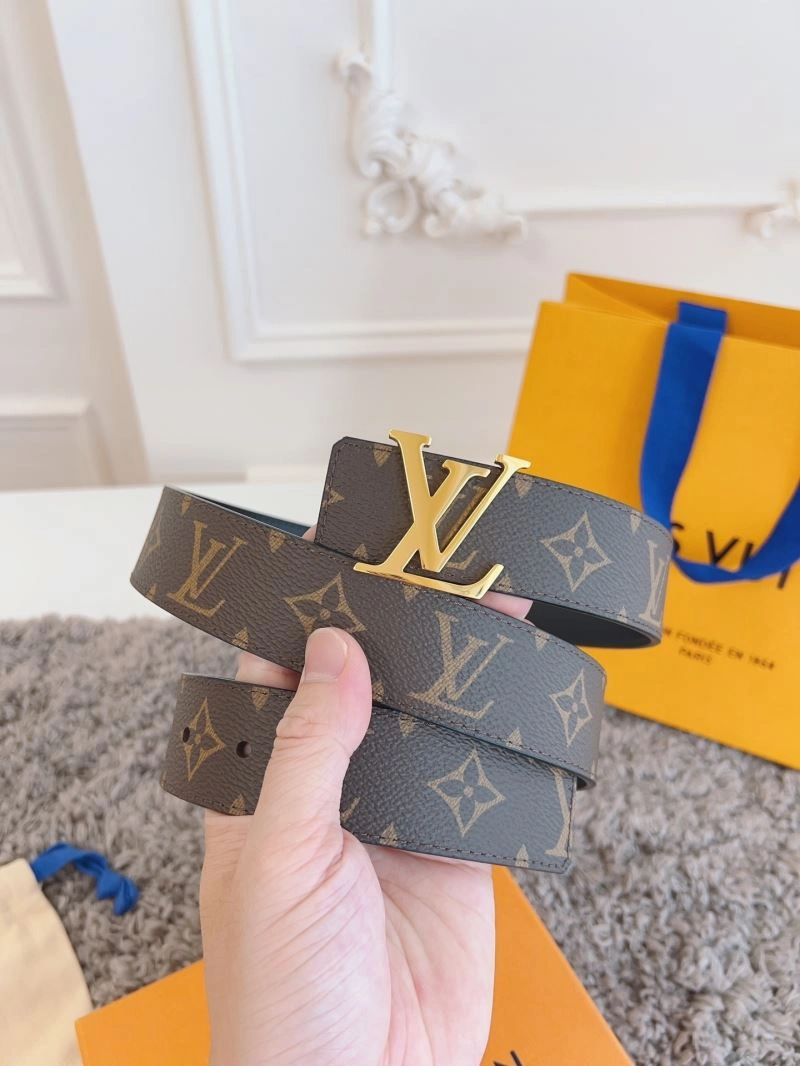 Snug Louis Vuitton Belts 302234
