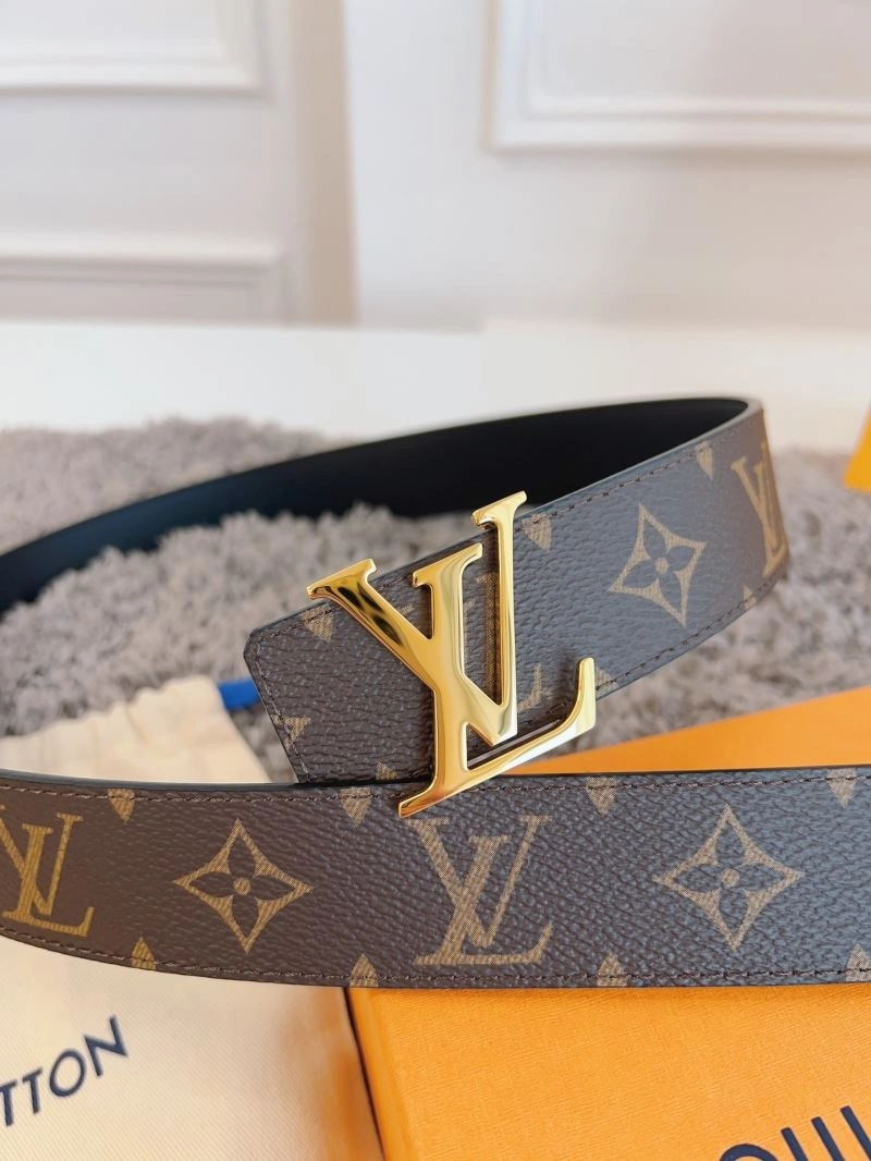Snug Louis Vuitton Belts 302234