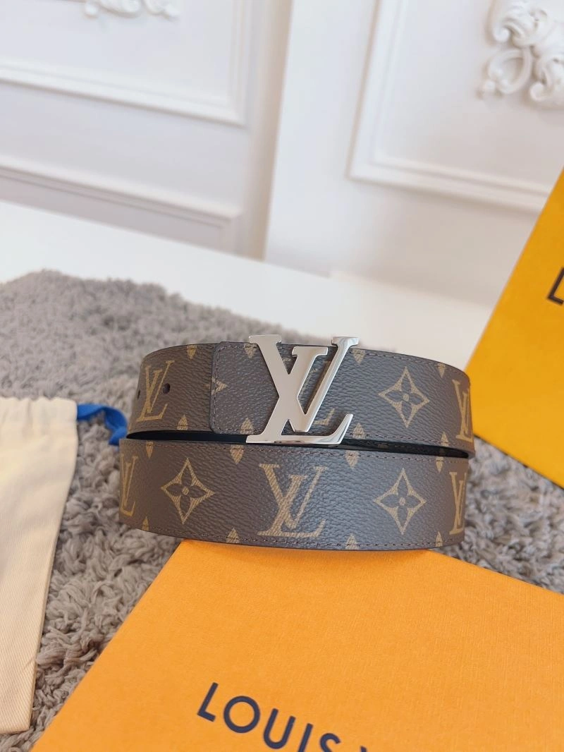 Effortless Louis Vuitton Belts 302220
