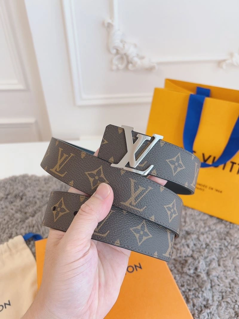 Effortless Louis Vuitton Belts 302220
