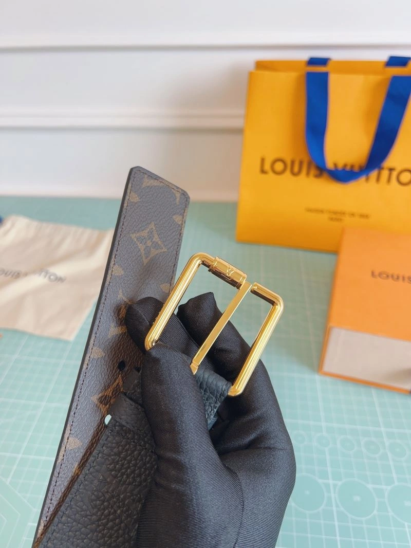 SmoothTexture Louis Vuitton Belts 302244