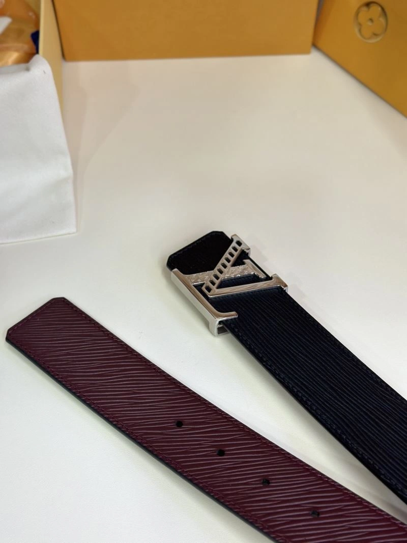 Neat Louis Vuitton Belts 302227