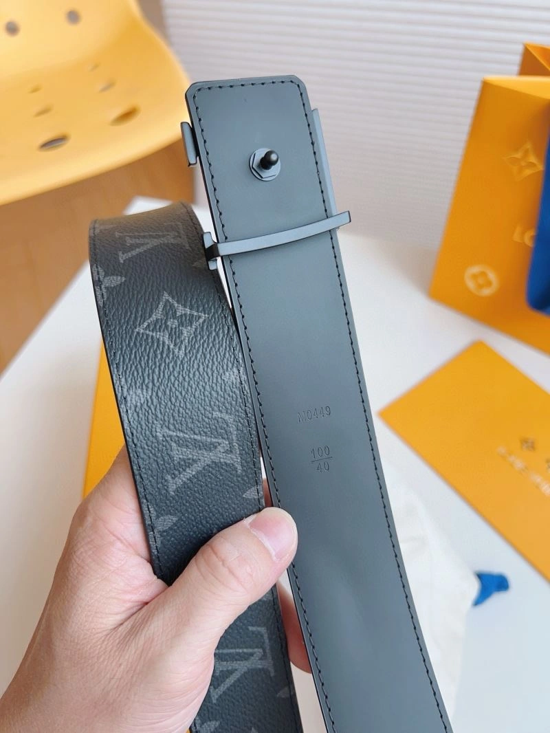 Supportive Louis Vuitton Belts 302190
