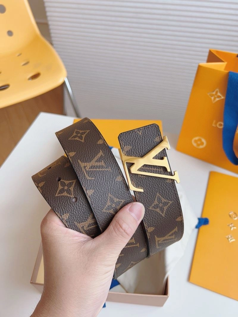 Packable Louis Vuitton Belts 302201