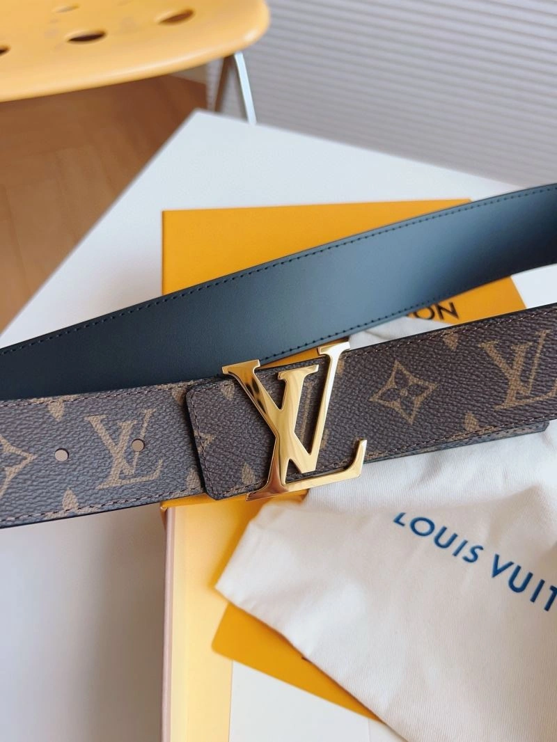 Packable Louis Vuitton Belts 302201
