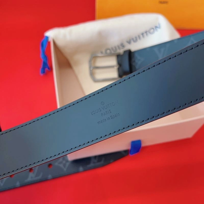 Louis Vuitton Belts Trendsetting 302179