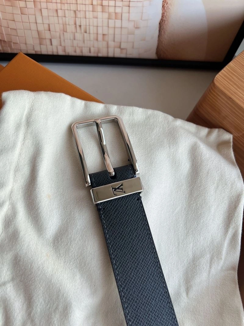 WaterResistant Louis Vuitton Belts 302171