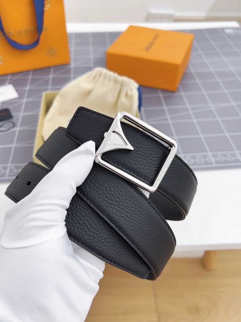 Louis Vuitton Belts Breathable 302169