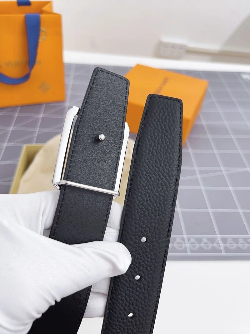 Louis Vuitton Belts Breathable 302169
