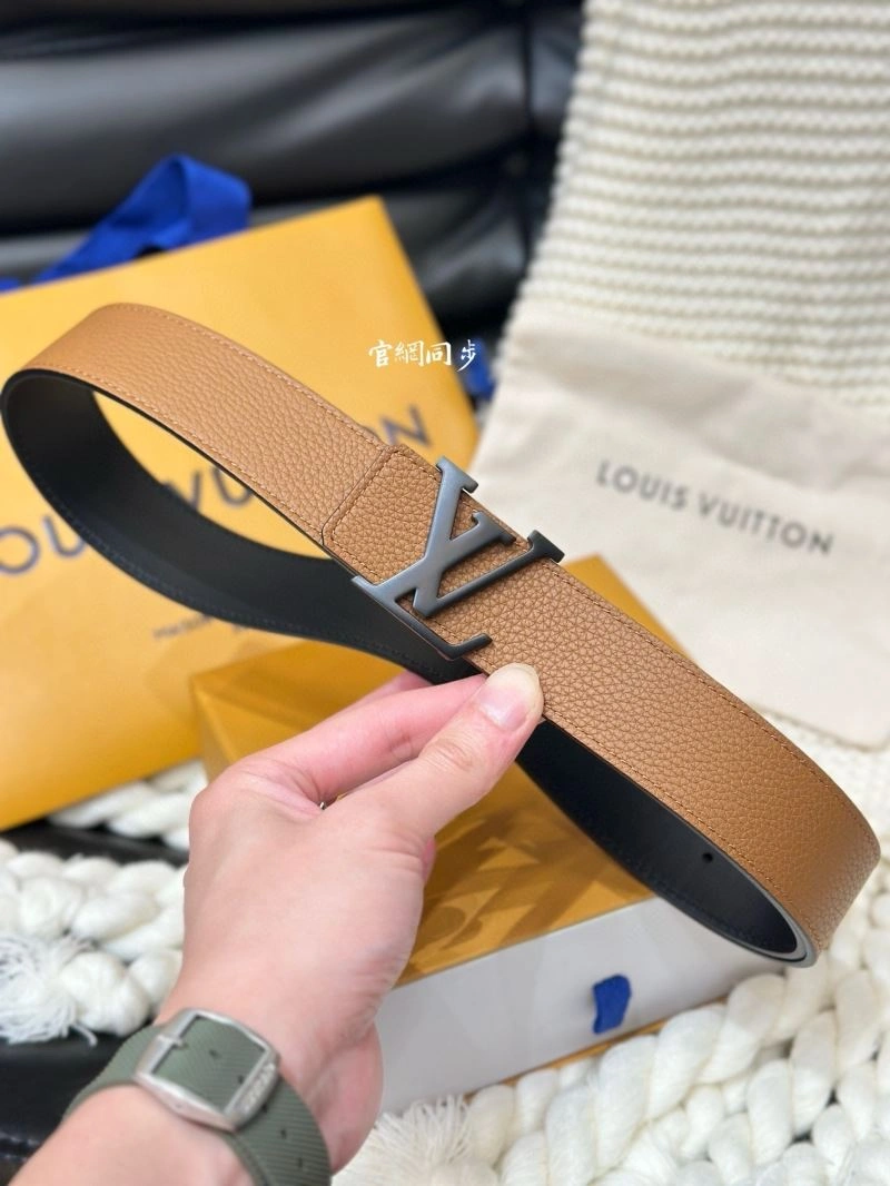 Stretchable Louis Vuitton Belts 302104