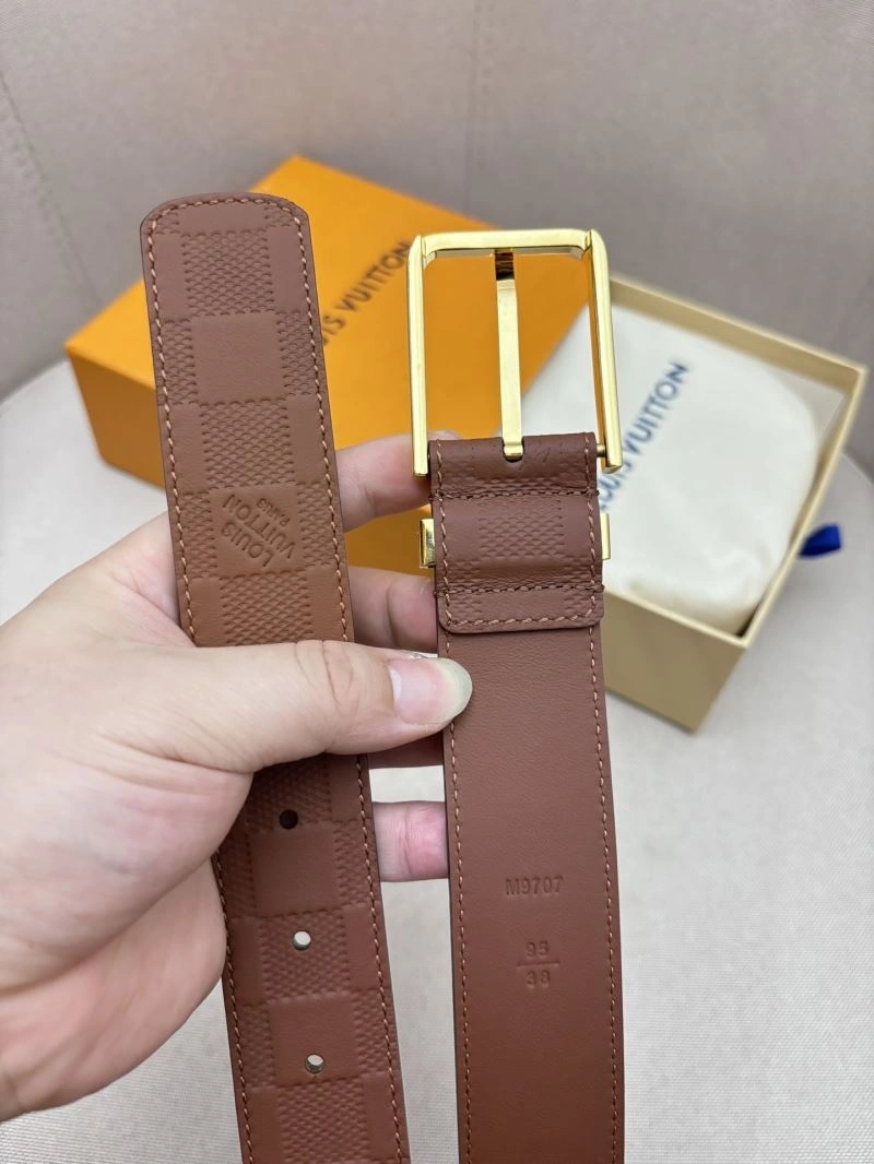 Functional Louis Vuitton Belts 302078